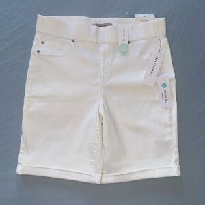 Stitchfix Liverpool Janet Bermuda Short, size 10, White, NWT